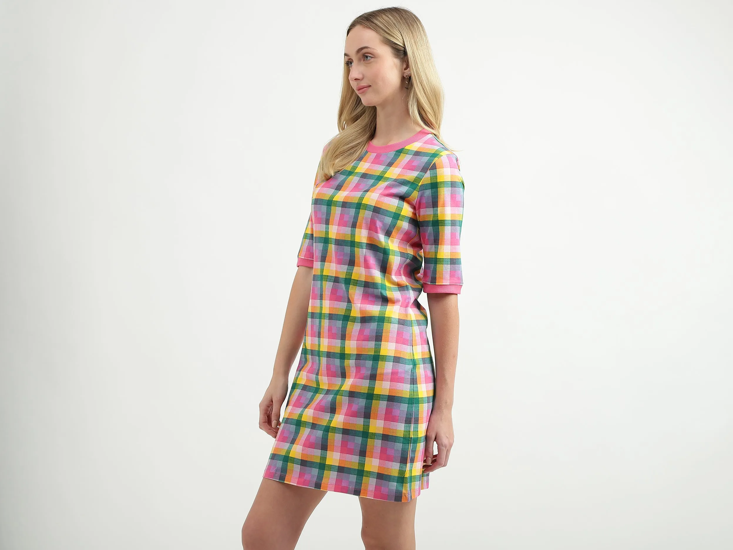 Checked Pattern Straight-Fit Round Neck Dress
