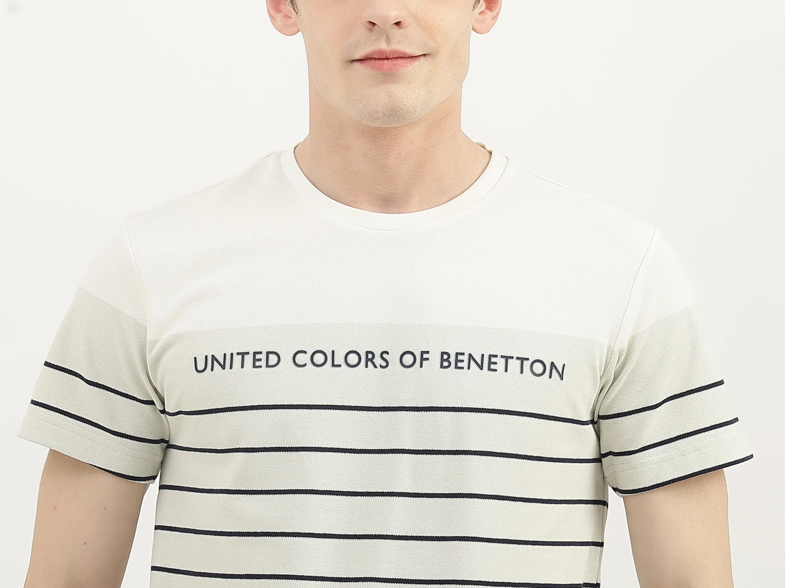 Men Striped Round Neck T-Shirt
