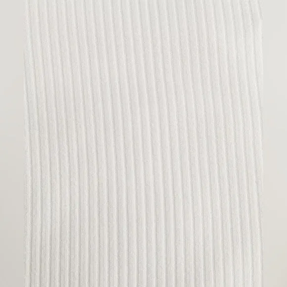NWOT Lululemon Ribbed Softstreme High-Rise Short 2&quot; - Bone - 4