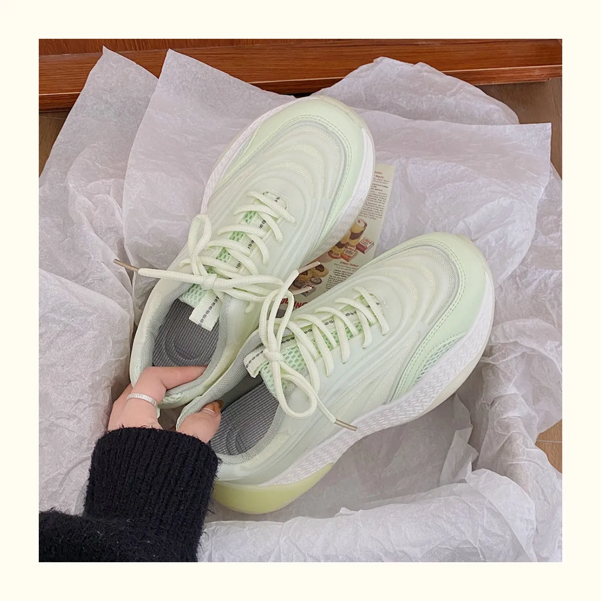 Steeve Flat Contrast Color Air Sneakers