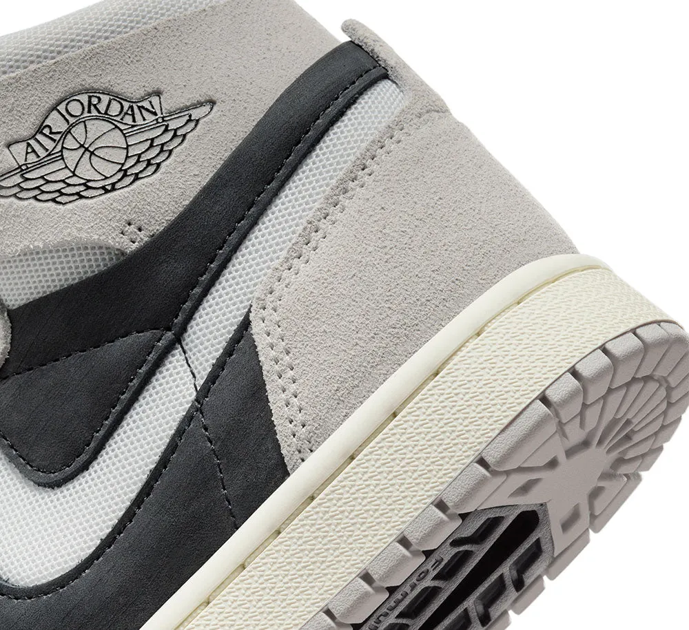 W AIR JORDAN 1 ZOOM CMFT 2